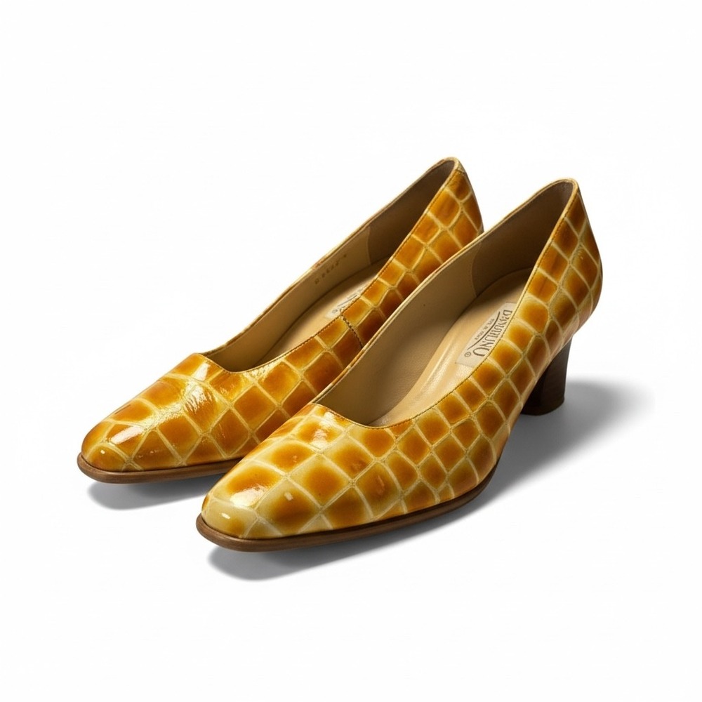 Bandolino Vintage Yellow Orange Croc Embossed Patent Leather Pumps Italy 7.5M